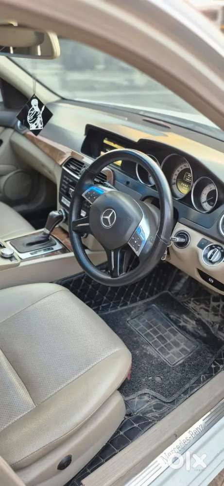 Mercedes-benz C-class 2012 Diesel 139000 Km Driven