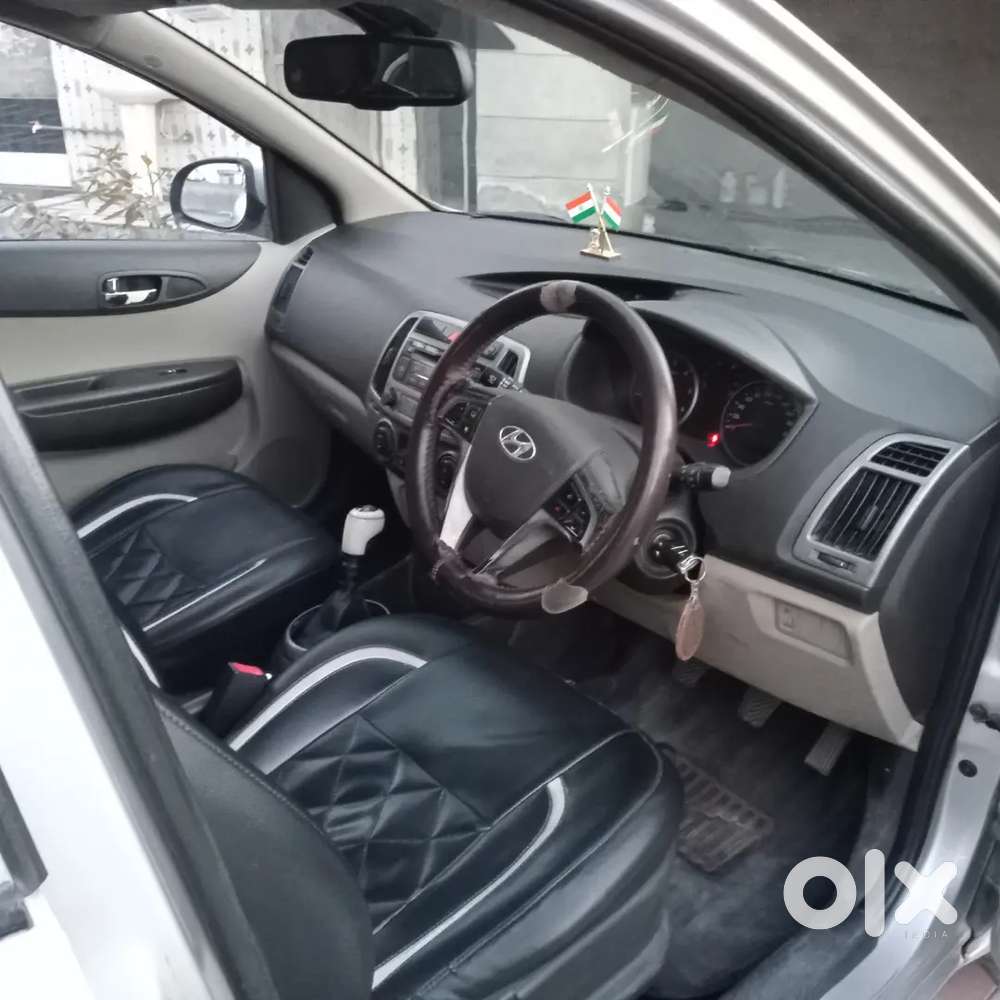 Hyundai I20 Sportz 2012
