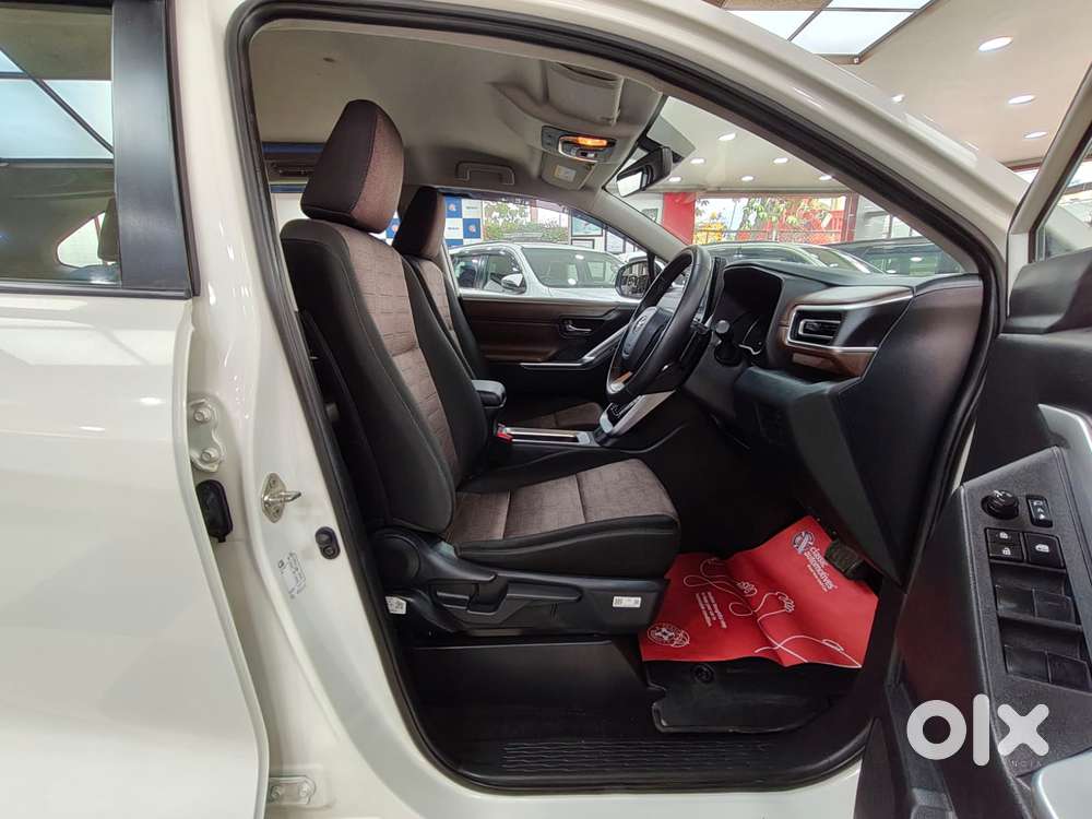 Toyota Innova Hycross 2.0 Vx Hybrid 7 Str, 2023, Electric