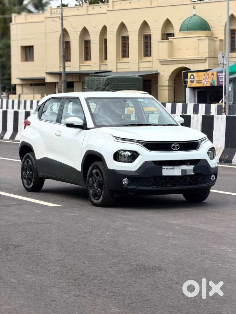 Tata Punch Accomplished Amt, 2023, Petrol