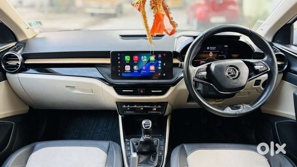 Skoda Slavia Style 1.0l Tsi Mt, 2022, Petrol