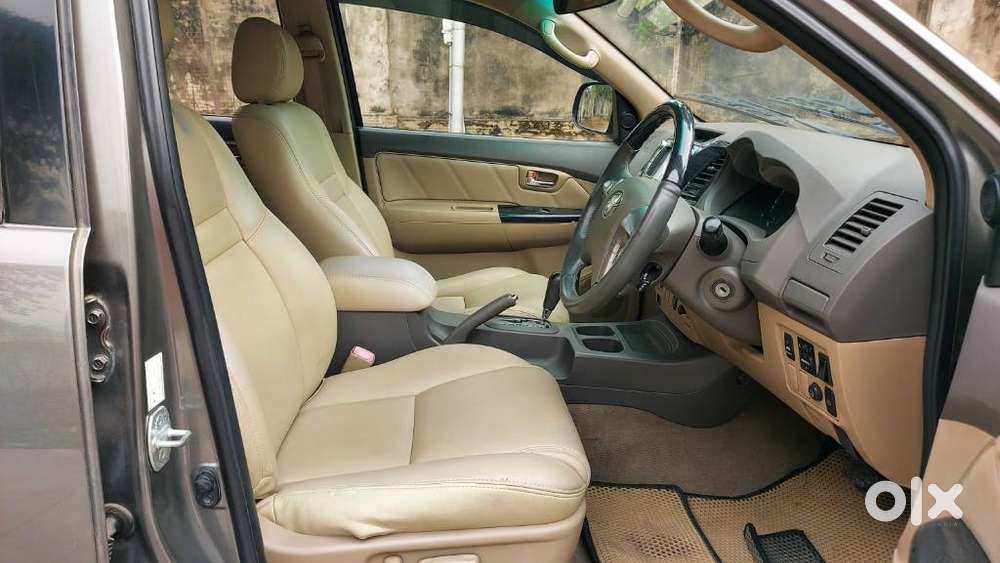 Toyota Fortuner 3.0 4x2 Automatic, 2012, Diesel