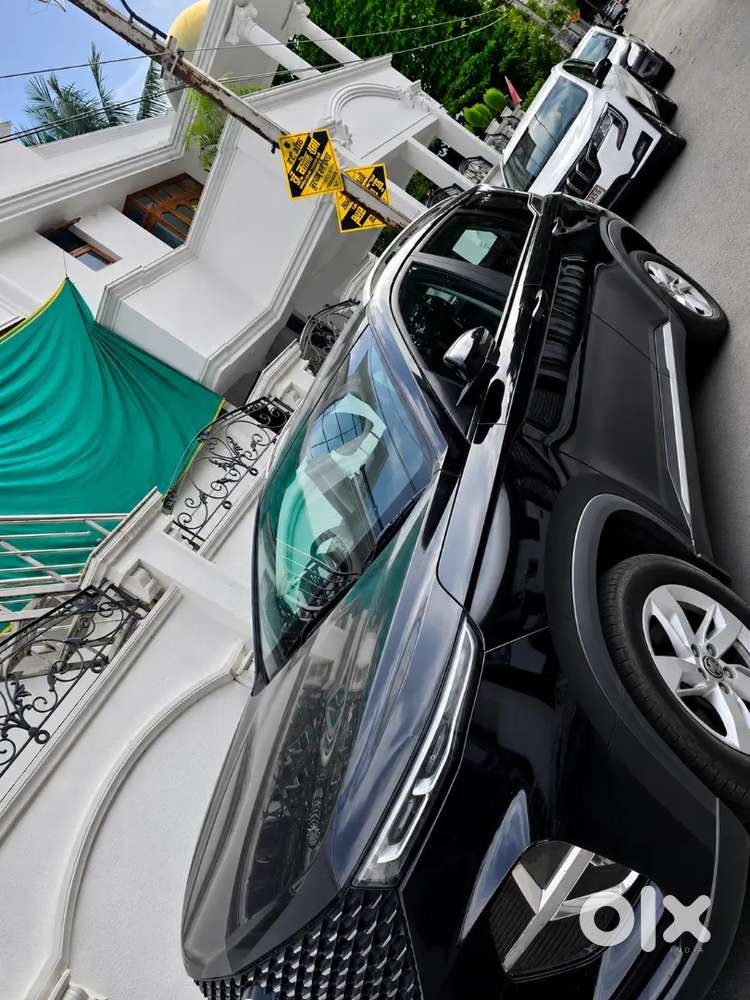 Mg Hector Plus 2022 Hybrid