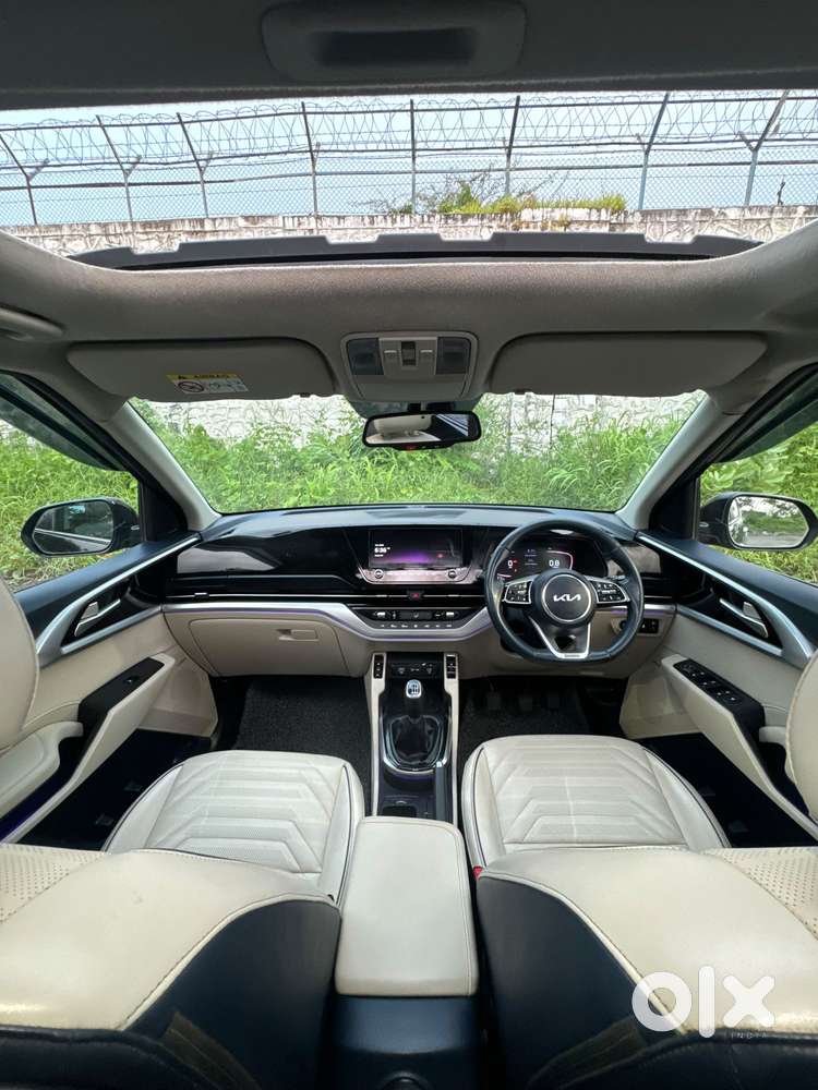 Kia Carens 1.5 Luxury Plus Diesel 6 Str, 2022, Diesel