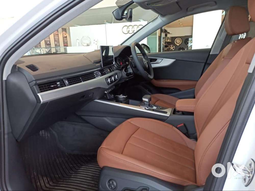 Udi A4 40 Tfsi Premium Plus, Single Owner, Mh01 Registered