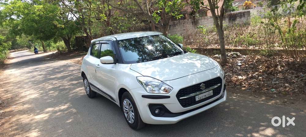 Maruti Suzuki Swift Vxi + Manual, 2020, Petrol