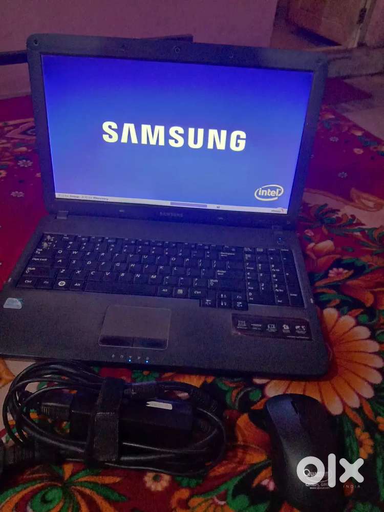 SAMSUNG LAPTOP SELL URGENT