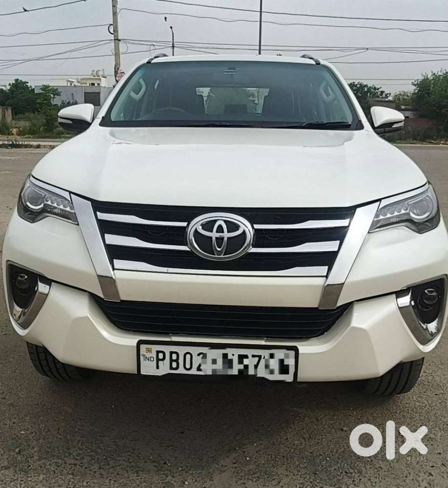 Toyota Fortuner 4x2 At 2.8 Diesel, 2017, Diesel