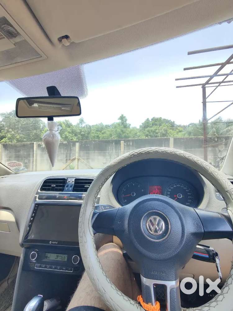 Volkswagen Vento 2011 Highline Petrol