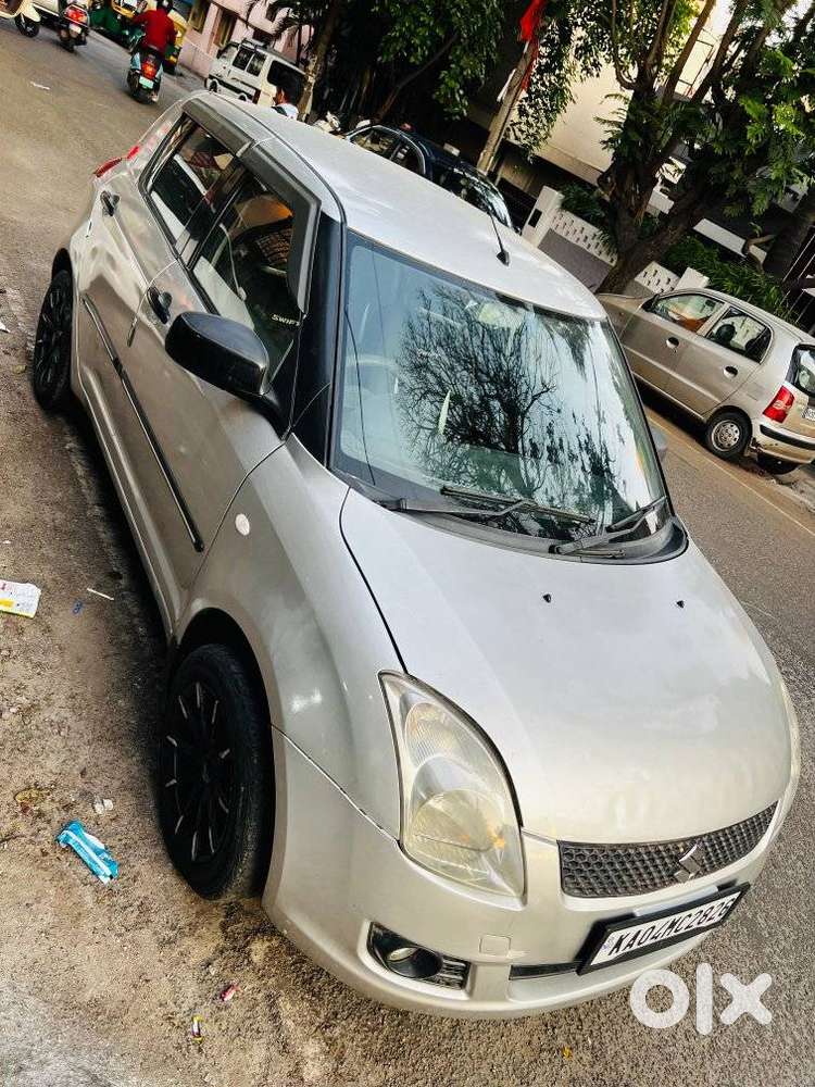 Maruti Suzuki Swift 2004-2010 1.3 Vxi, 2005, Petrol