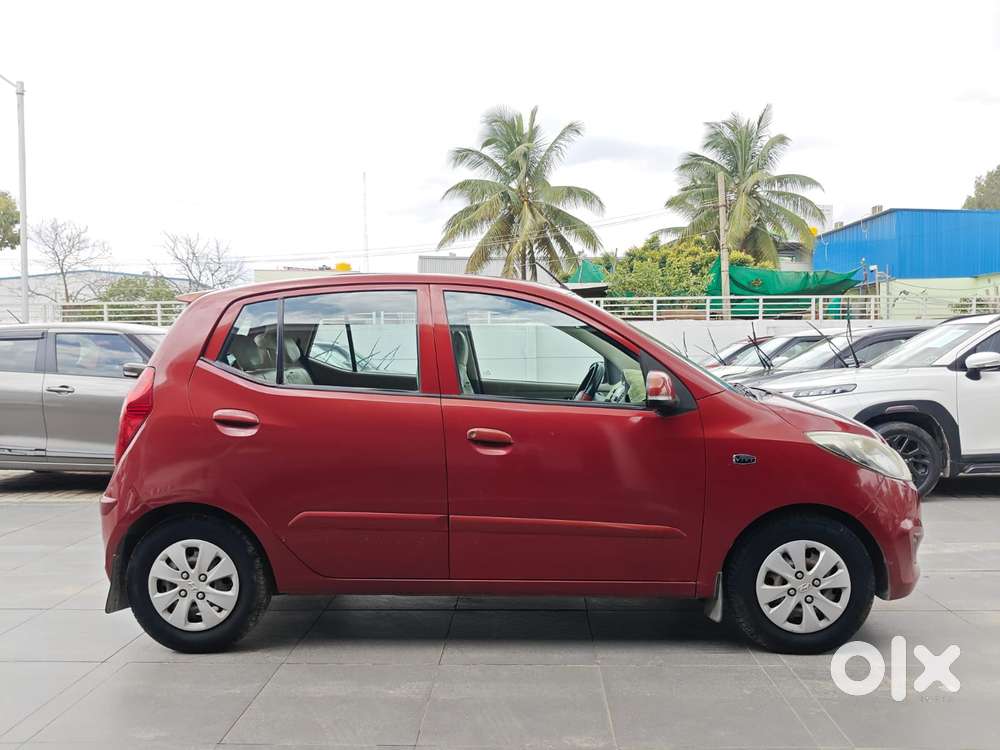 Hyundai I10 Sportz, 2011, Petrol