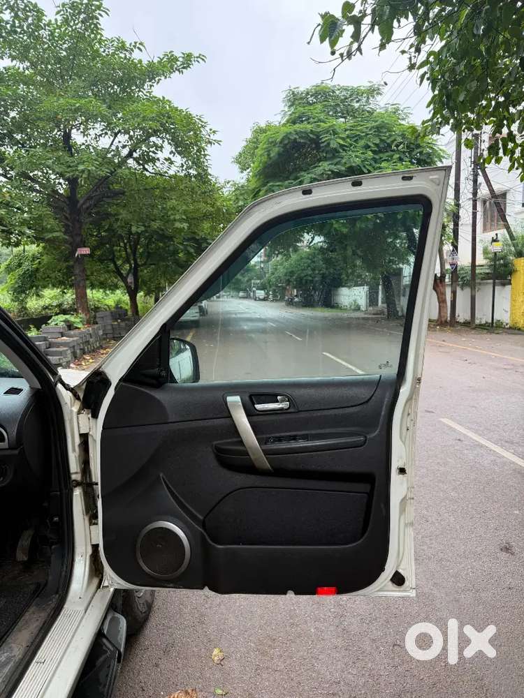 Tata Safari Storme 2017 Year