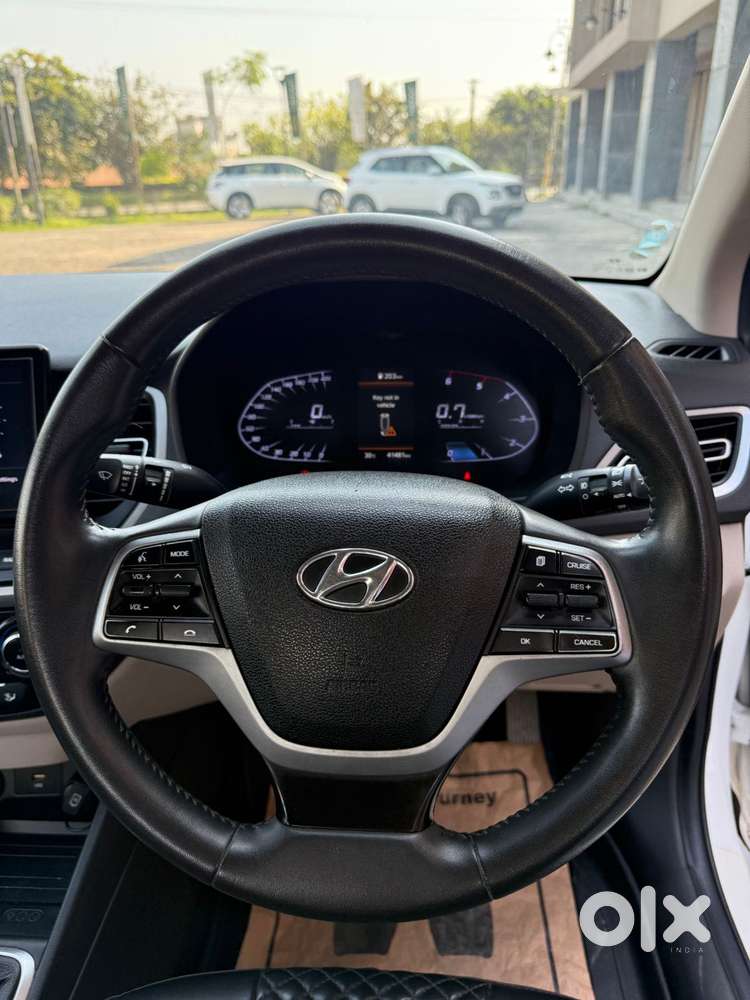 Hyundai Verna 1.5 Sx Diesel Mt, 2022, Diesel