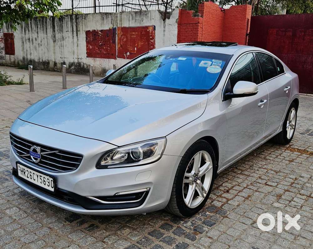 Volvo S60 D5 Inscription, 2016, Petrol