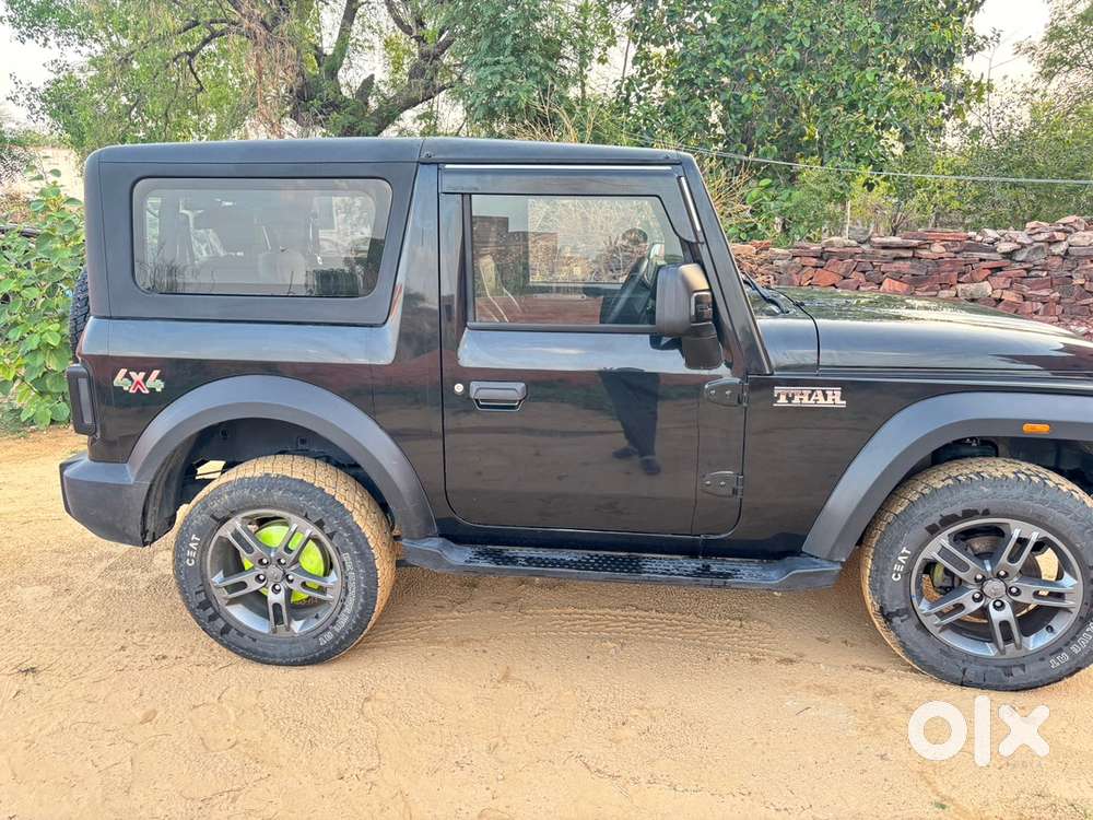 Mahindra Thar Petrol 2024