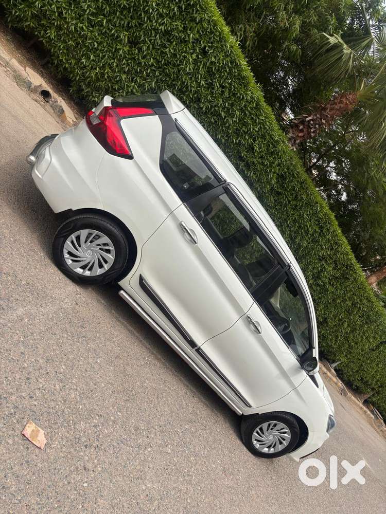 Maruti Suzuki Ertiga Vxi (o) Cng, 2021, Cng & Hybrids