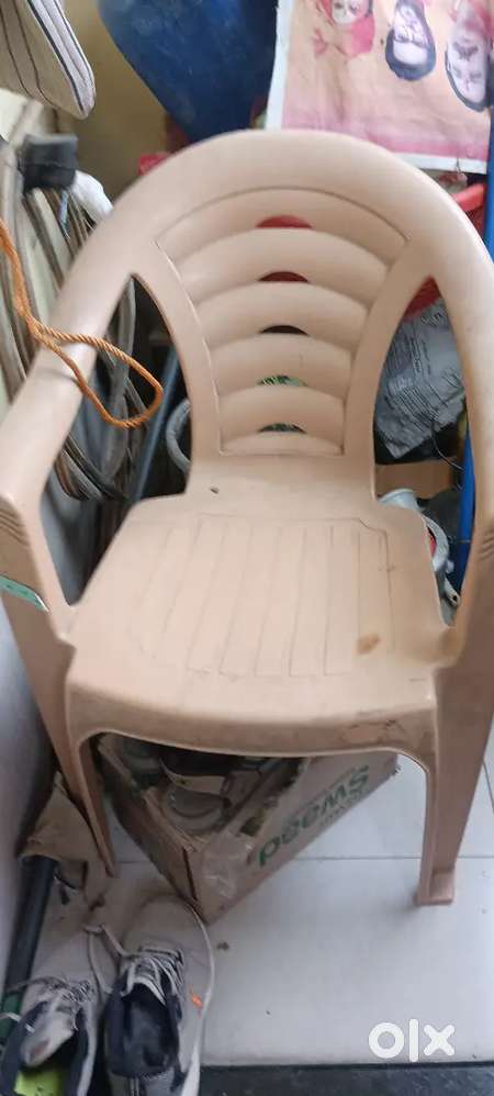 Plastic chair only 200 rupees