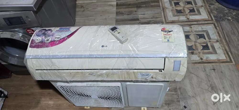 Secondhand sales Lg 1.5ton With filled gas With copper coil ac