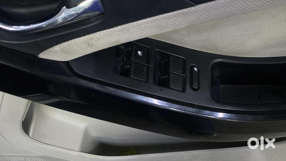 Tata Nexon 1.2 Revotron Xz Plus (s), 2021, Cng & Hybrids