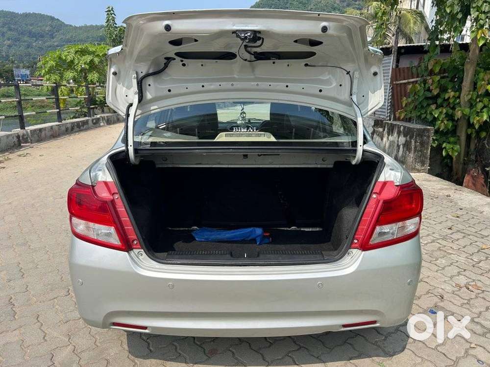 Maruti Suzuki Dzire 1.2 Zxi, 2020, Petrol
