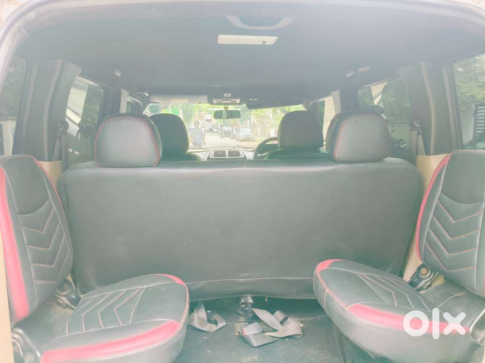 Mahindra Tuv 300 T10, 2018, Diesel