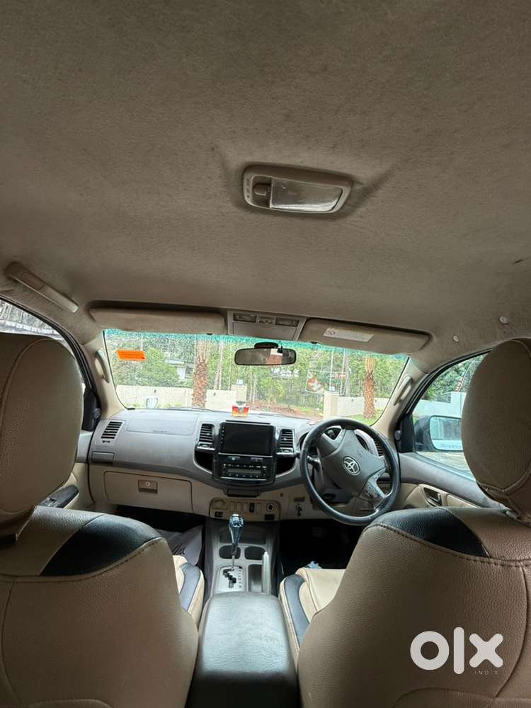Toyota Fortuner Diesel 2012