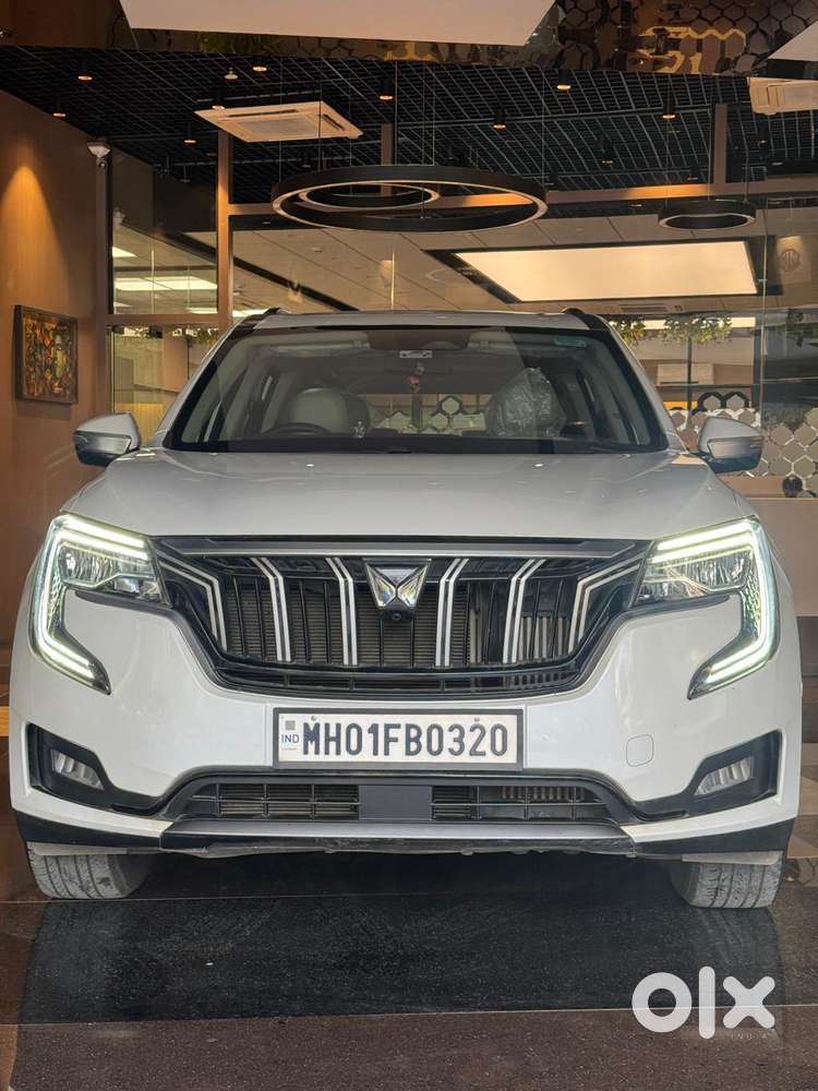 Mahindra Xuv700 Ax7l 6 Str At, 2025, Petrol