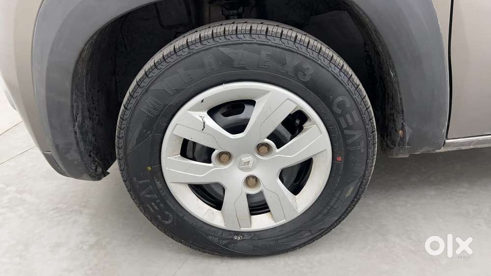 Renault Kwid 2019-ongoing 1.0 Rxt (o), 2018, Petrol