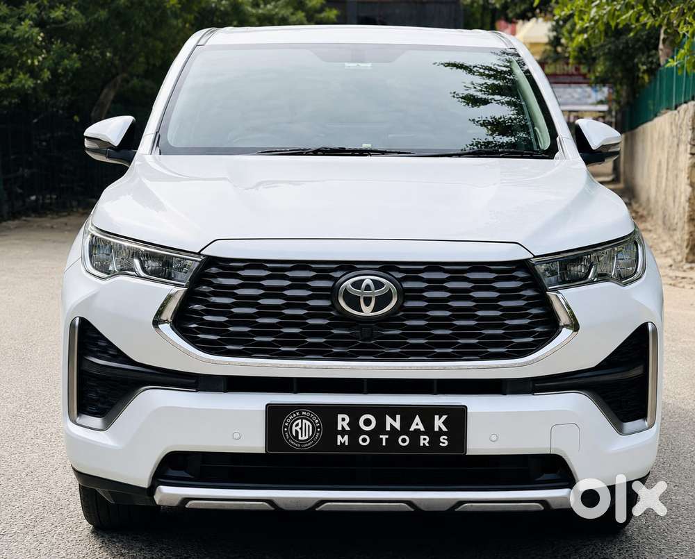 Toyota Innova Hycross 2.0 Zx Hybrid 7 Str, 2026, Petrol