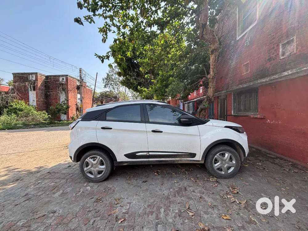 Tata Nexon 2022 Diesel Well Maintained