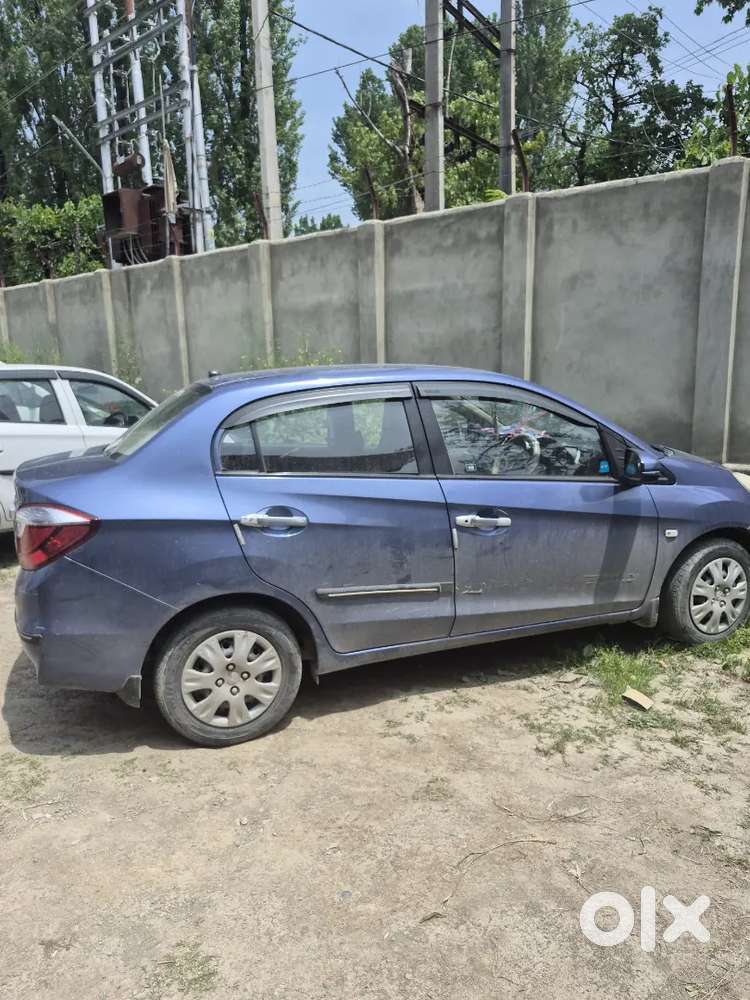 Honda Amaze 2016