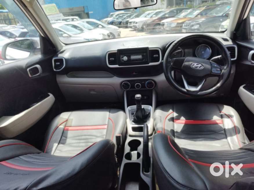 Hyundai Venue E 1.2 Petrol, 2022, Petrol