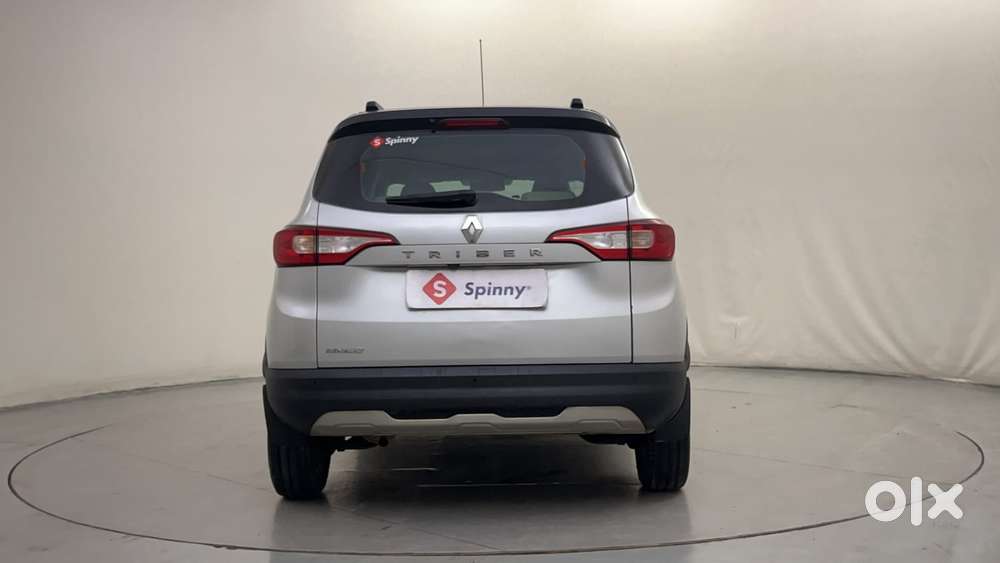 Renault Triber 1.0 Rxz Dual Tone, 2022, Petrol