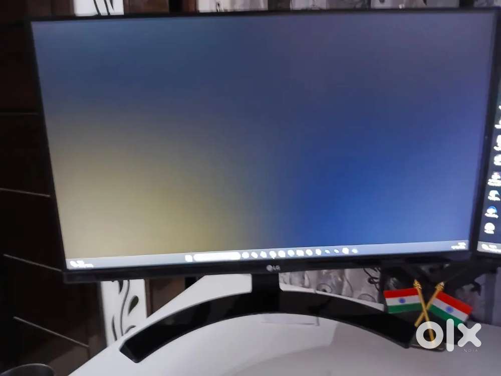 LG Monitor Full HD IPS LCD