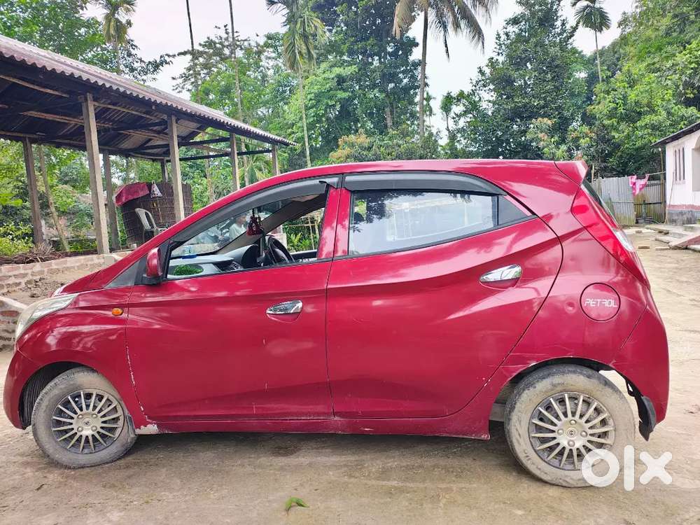 Hyundai Eon 2016 Petrol 120000 Km Driven