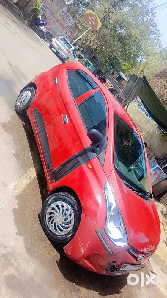 Hyundai Eon 2013 Petrol 750000 Km Driven