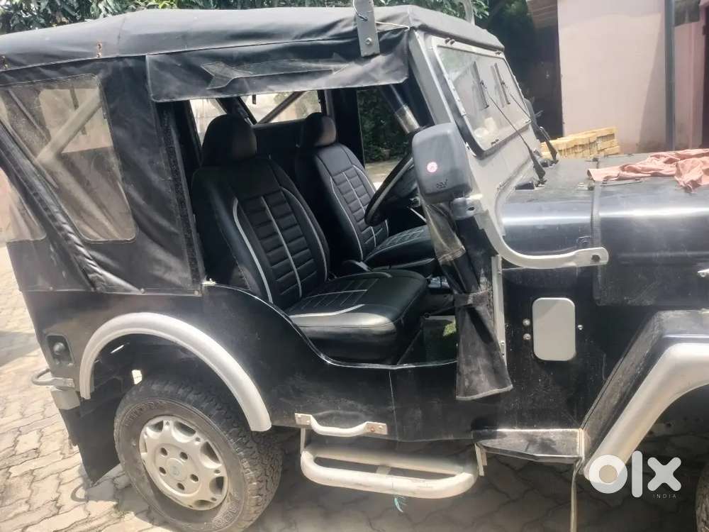 Mahindra Jeep Classic 2005