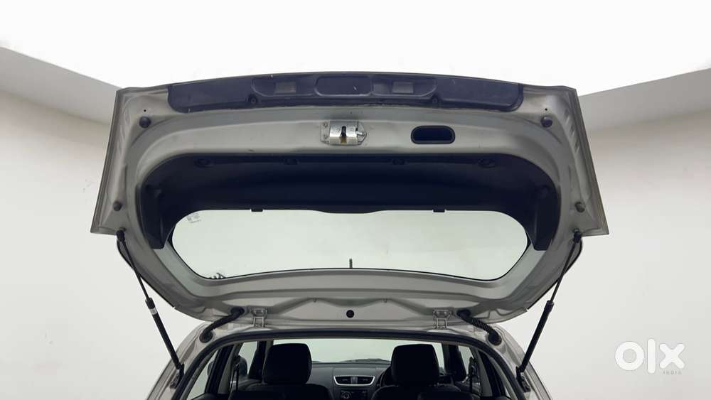 Maruti Suzuki Swift 1.2 Lxi (o), 2017, Petrol