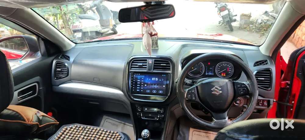 Selling Showroom Condition Vitara Brezza Zxi Plus Dualctone