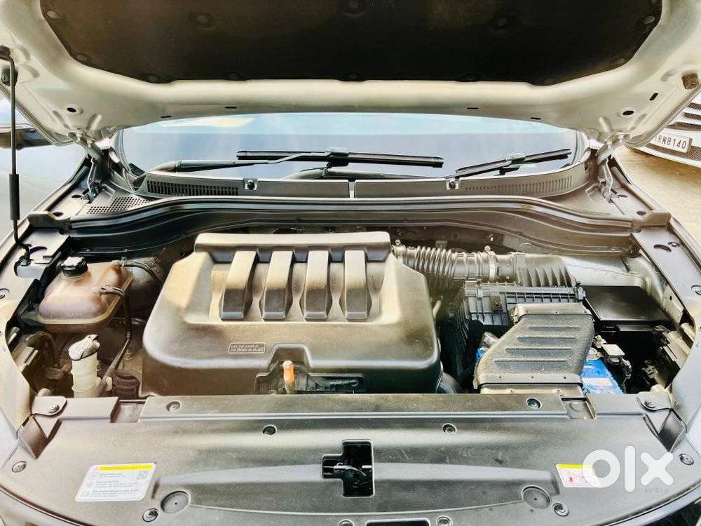 Mahindra Xuv700 2.0 Ax 7 Petrol At Luxury Pack Str, 2023, Petrol