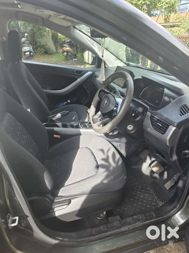 Tata Nexon Xma Petrol Amt (s) 2022