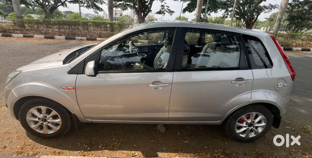 Ford Figo 2012 Diesel 77000 Km Driven