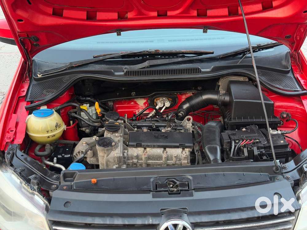 Volkswagen Polo Petrol Highline 1.2l, 2011, Petrol