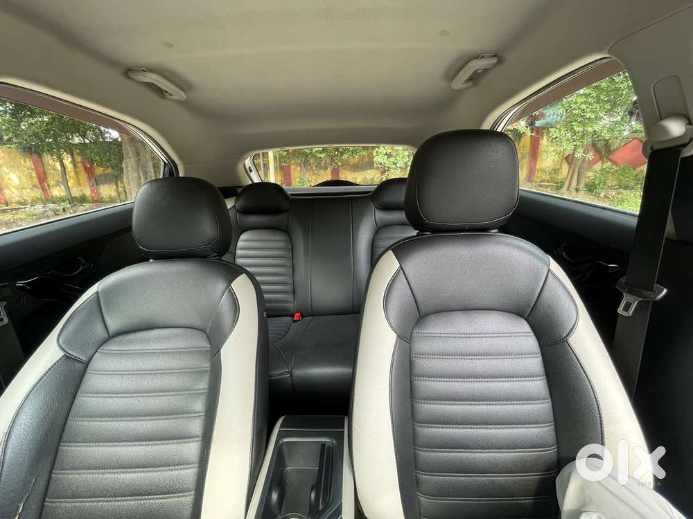 Tata Nexon 1.2 Revotron Xma Amt (s), 2019, Diesel