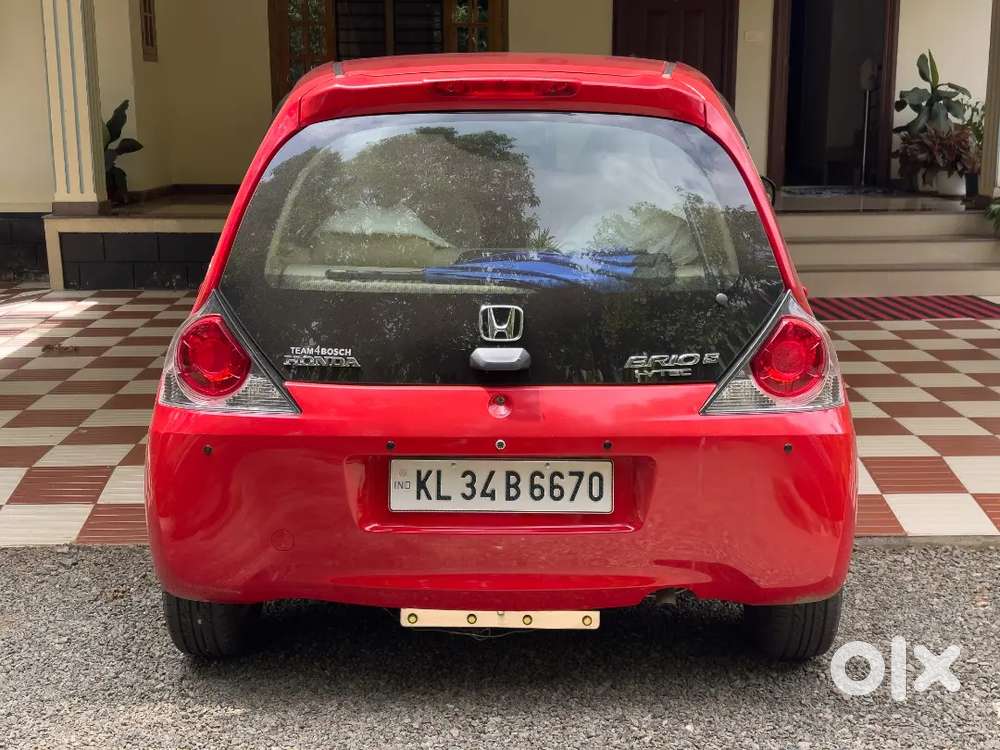 Honda Brio 2012 Petrol Well Maintained