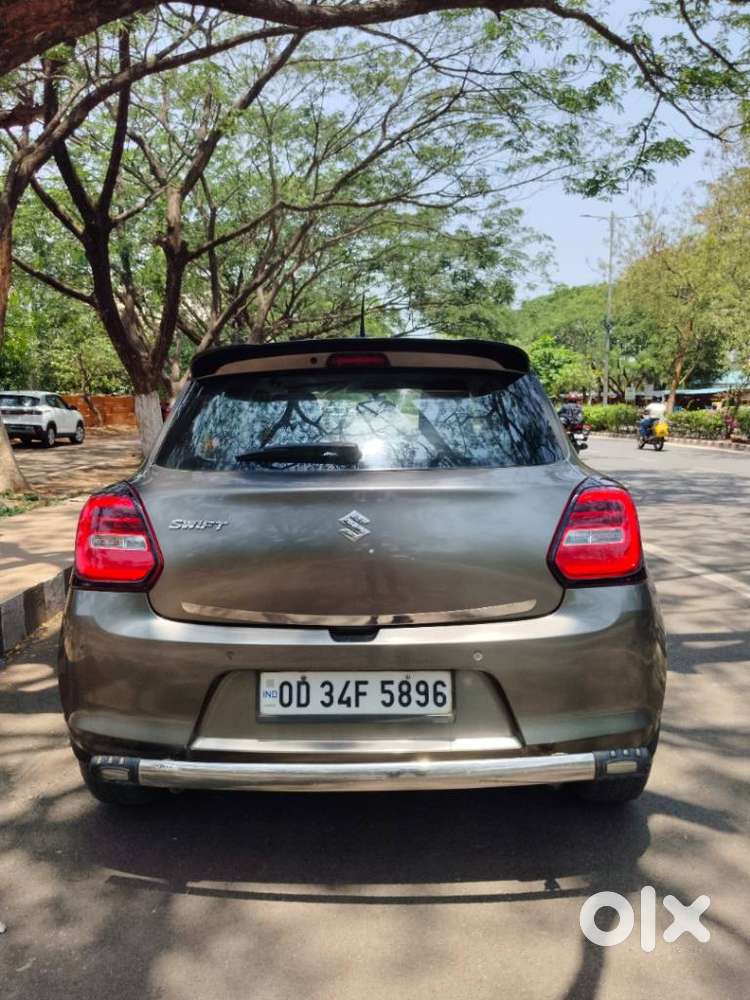 Maruti Suzuki Swift Zxi Plus Dual Tone, 2018, Petrol