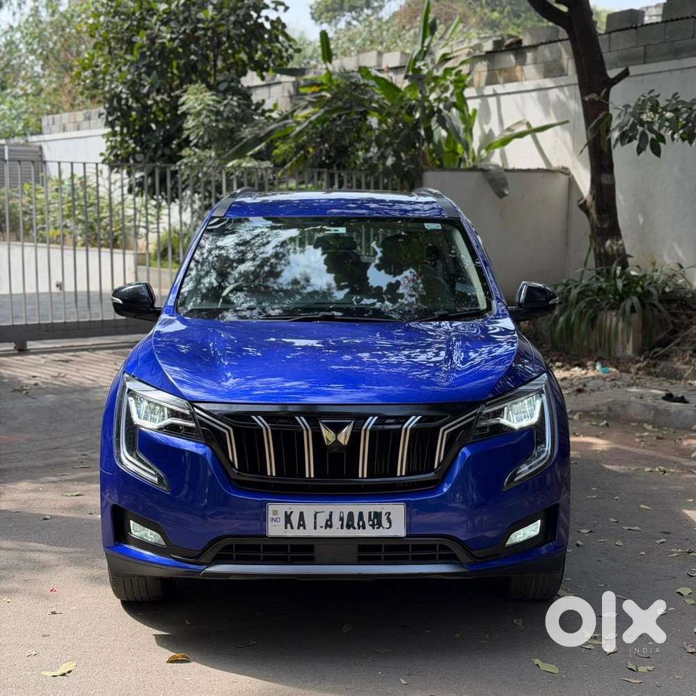 2024 Mahindra Xuv 700 Diesel Manual - 5 Seater