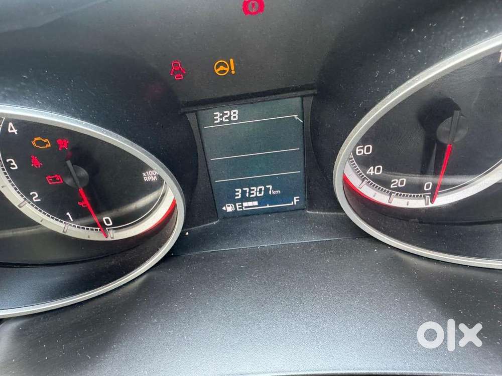 Maruti Suzuki Swift 2023 Petrol Well Maintained