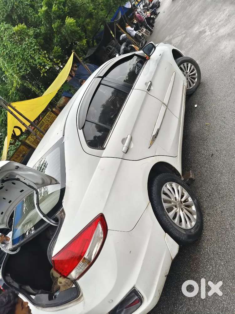 Maruti Suzuki Ciaz 2016 Petrol 93000 Km Driven