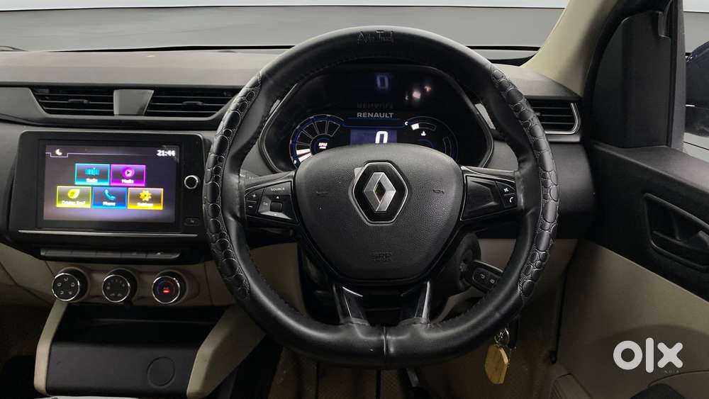 Renault Triber Rxt, 2023, Petrol